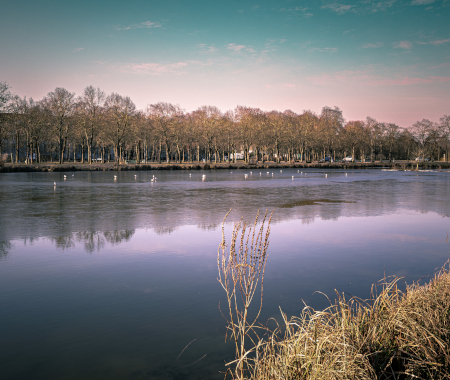 Echo Silencieux De L Eau